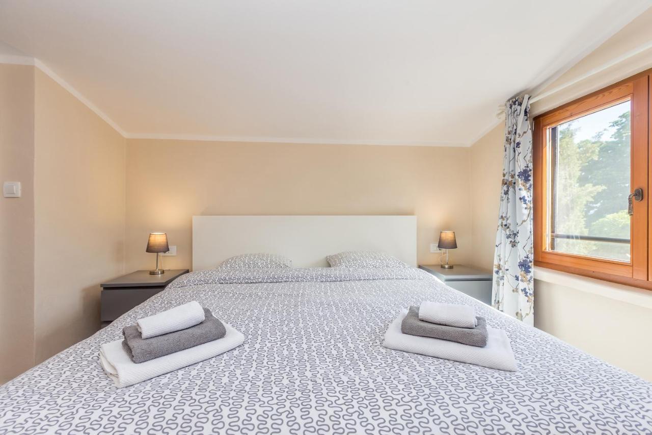 Holiday Home Jela Dobrinj Εξωτερικό φωτογραφία
