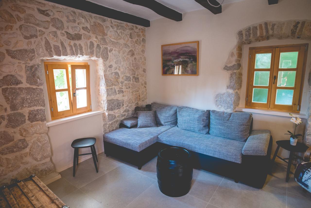 Holiday Home Jela Dobrinj Εξωτερικό φωτογραφία