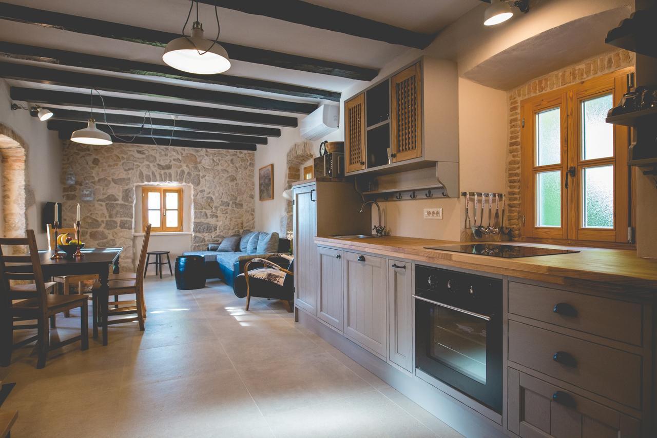 Holiday Home Jela Dobrinj Εξωτερικό φωτογραφία