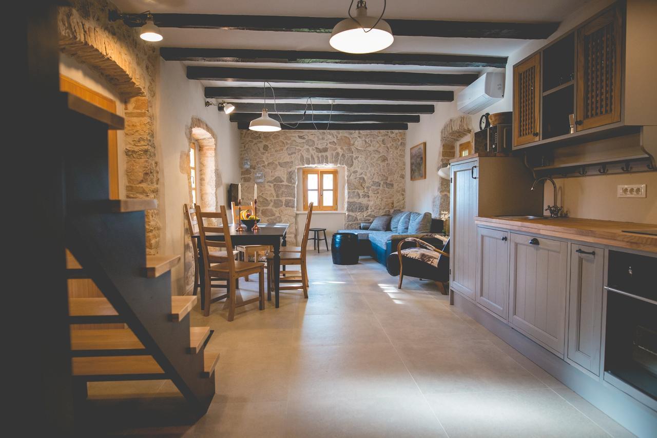 Holiday Home Jela Dobrinj Εξωτερικό φωτογραφία