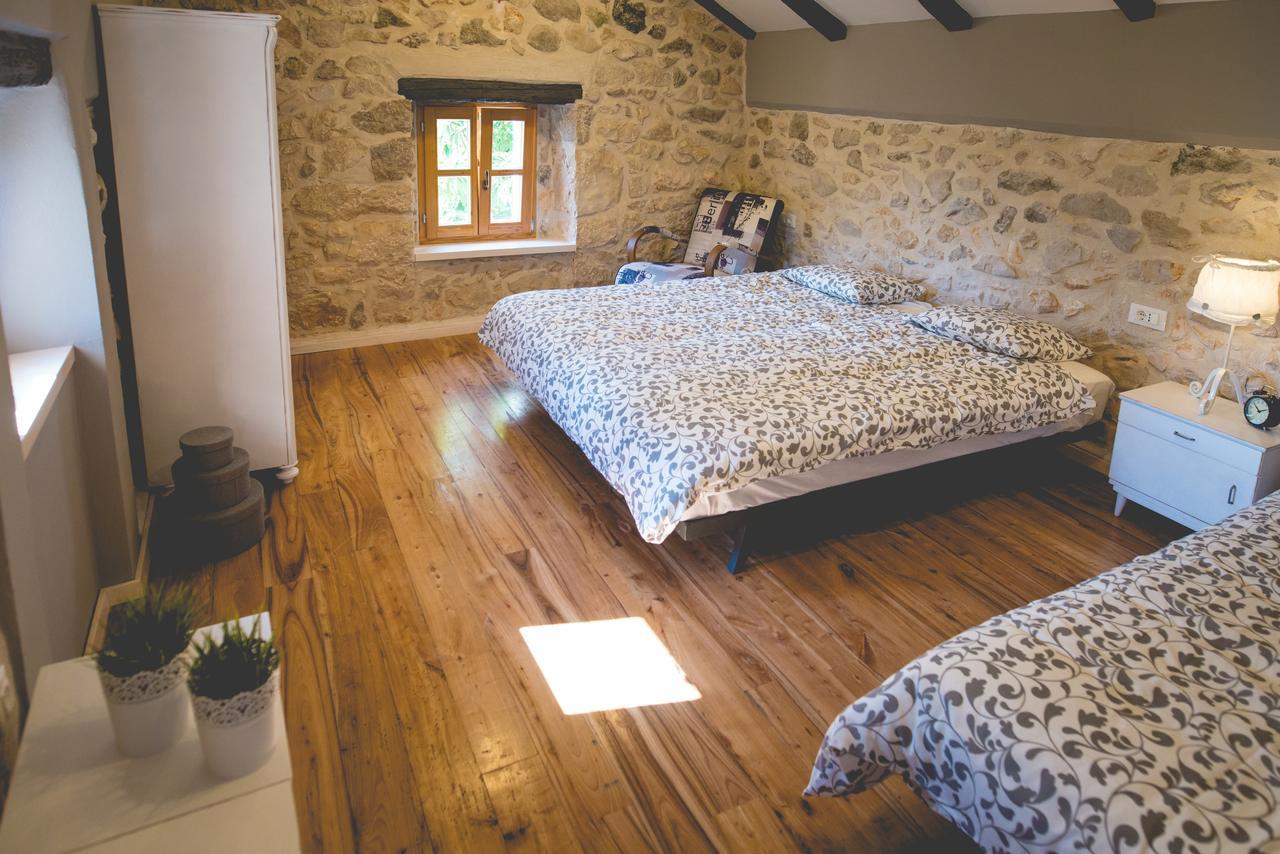 Holiday Home Jela Dobrinj Εξωτερικό φωτογραφία