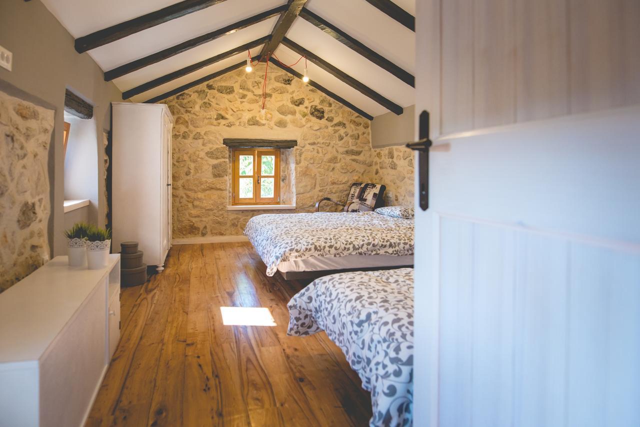 Holiday Home Jela Dobrinj Εξωτερικό φωτογραφία